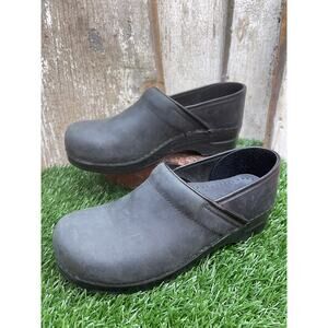 Dansko Matte Black Professional Clogs EU42